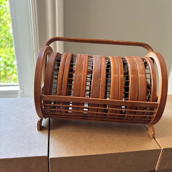 Vintage Coaster Set - Picture 4 of 7